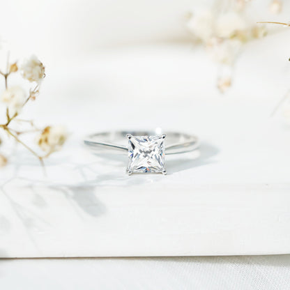 Solitaire 1 Carat Princess Cut Lab Grown Diamond Engagement Ring with IGI Certificate
